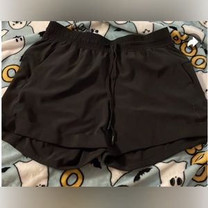 LULULEMON Spring Break Away Short *4-way stretch 3* DISCONTINUED 2019-